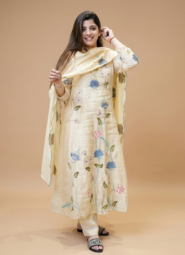 Cream salwar kameez – front view | Gleemium Fashion Australia