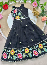 Diwali Floral Embroidered Lehenga for Girls – Crunchy Silk with Scalloped Flower Border 6
