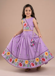 Diwali Floral Embroidered Lehenga for Girls – Crunchy Silk with Scalloped Flower Border 8