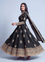 Diwali Peacock Anarkali Gown – Fendy Silk with Sequin Embroidery Dupatta & Pant 11