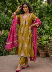 Benaras Mul Chanderi Kurta Set 11