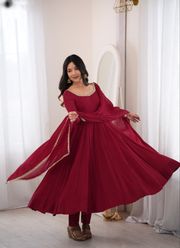 Premium Mal Chanderi Anarkali Set – Mirror Lace Work with Dupatta & Pant 1