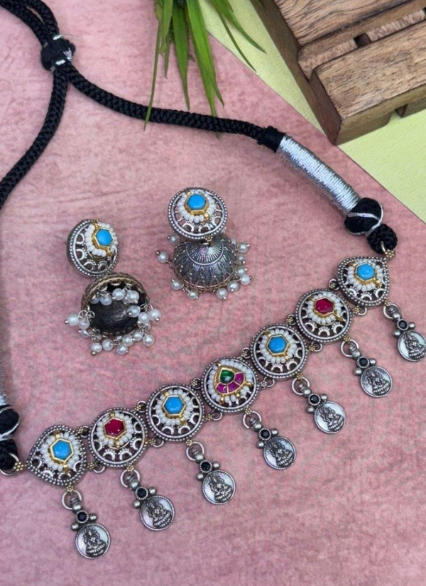 Minakshi Dual Tone Necklace Set