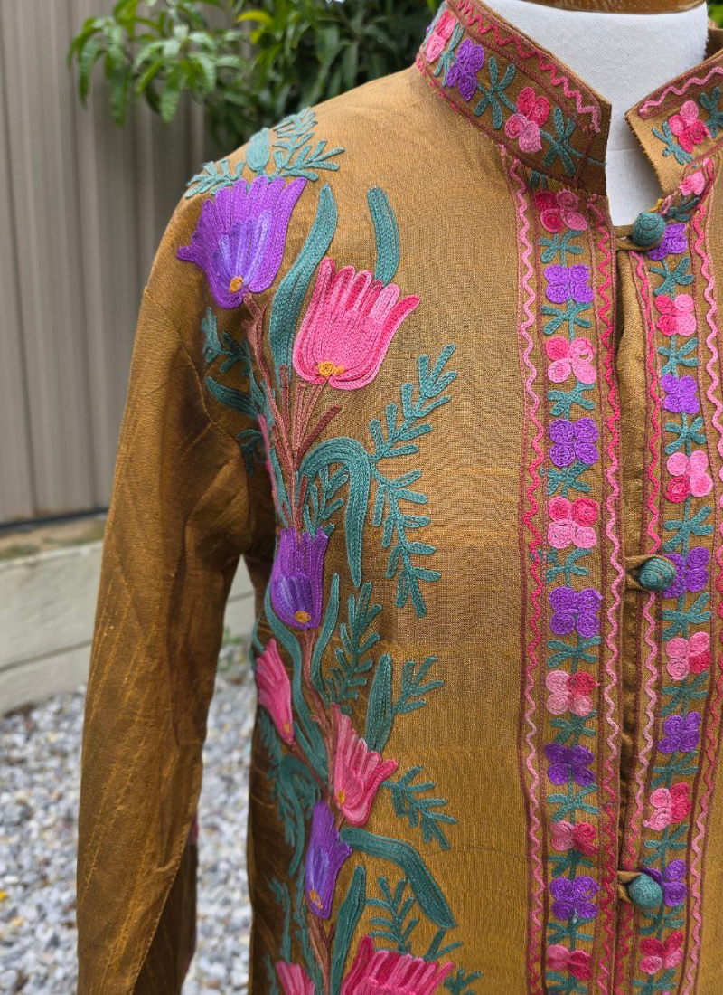 Kashmiri Raw Silk Coat – Metalik Gold Embroidered