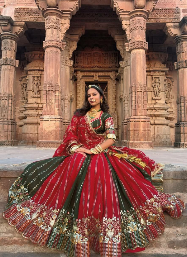 Lehenga – styled view (image 11)