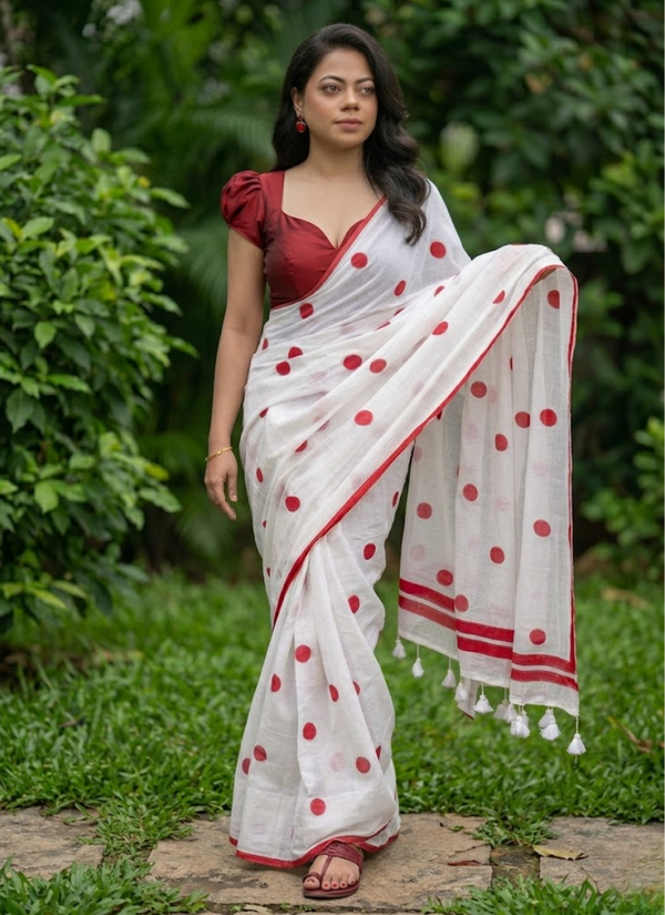 Love Buti Embroidery Mul Cotton Saree