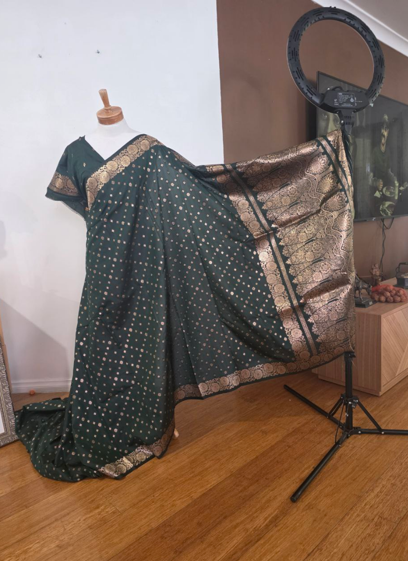 Bottle Green Katan Silk Saree with Blouse Piece