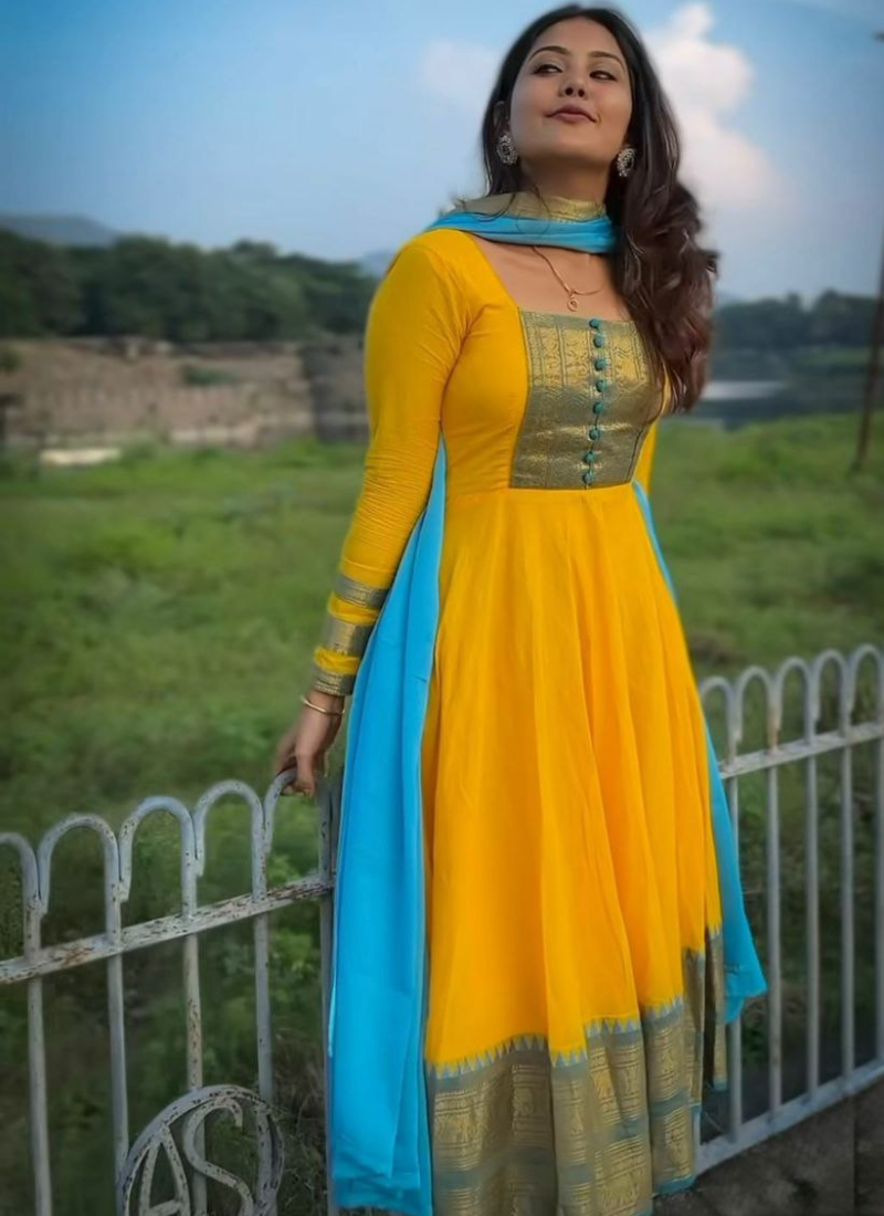 Chanderi Cotton Anarkali Suit with Jacquard Zari Border & Lace Dupatta