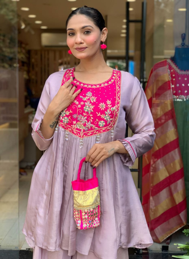 Premium Kurti Palazzo Set with Handwork & Latkans