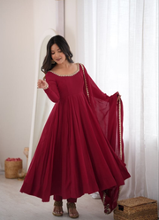 Premium Mal Chanderi Anarkali Set – Mirror Lace Work with Dupatta & Pant 2