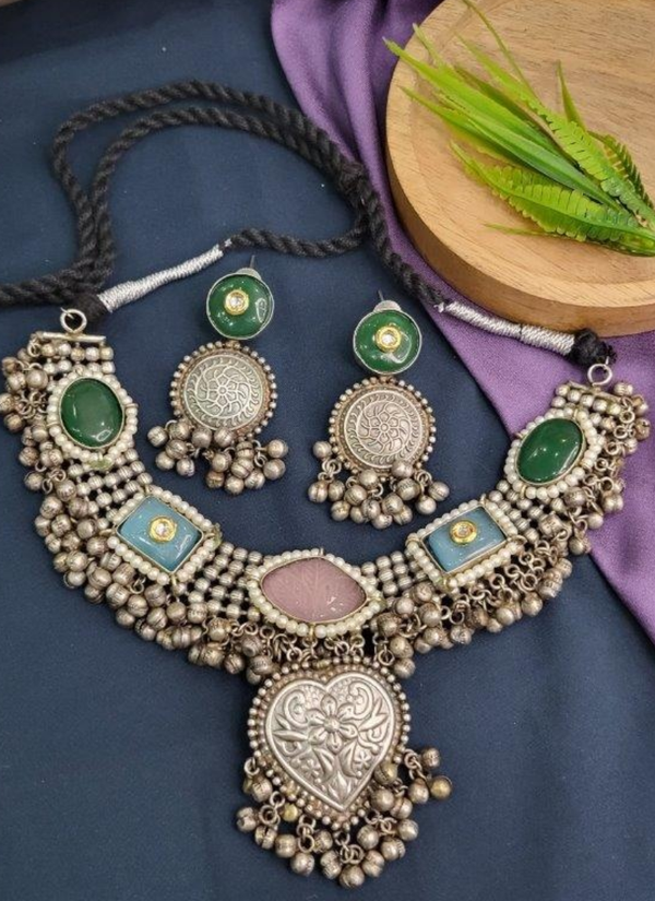 Lavana Silver Necklace Set