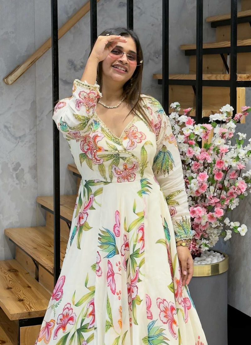 Heavy Georgette Gown Set with Mirror Work