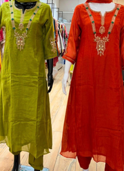 Mul Chanderi Kurta Pant Dupatta Set 3