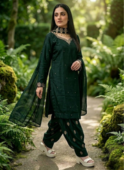 Heavy Crepe Silk Farshi Salwar Suit with Diamond Embroidery 2