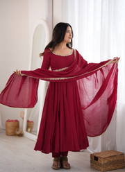 Premium Mal Chanderi Anarkali Set – Mirror Lace Work with Dupatta & Pant 4