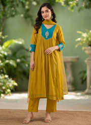Elegant Mul Chanderi Kurta Pant Dupatta Set 3