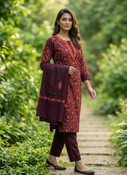 Brown Pashmina Suit – Thread Embroidery 3