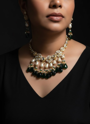 Necklace Set with Earrings & Green Beads – Earrings Included 2