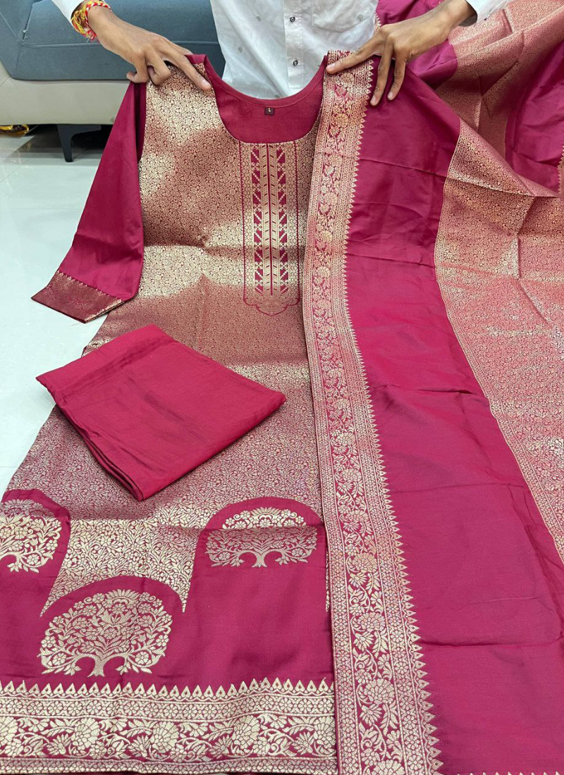 Pure Banarasi Punjabi Suit with Dupatta & Bracelet