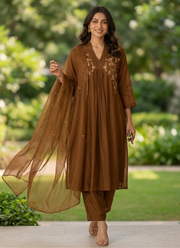 Mul Chanderi Kurta Pant Dupatta Set 4