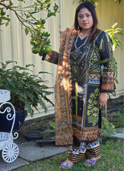 Black Organza Salwar Suit with Satin Inner 5
