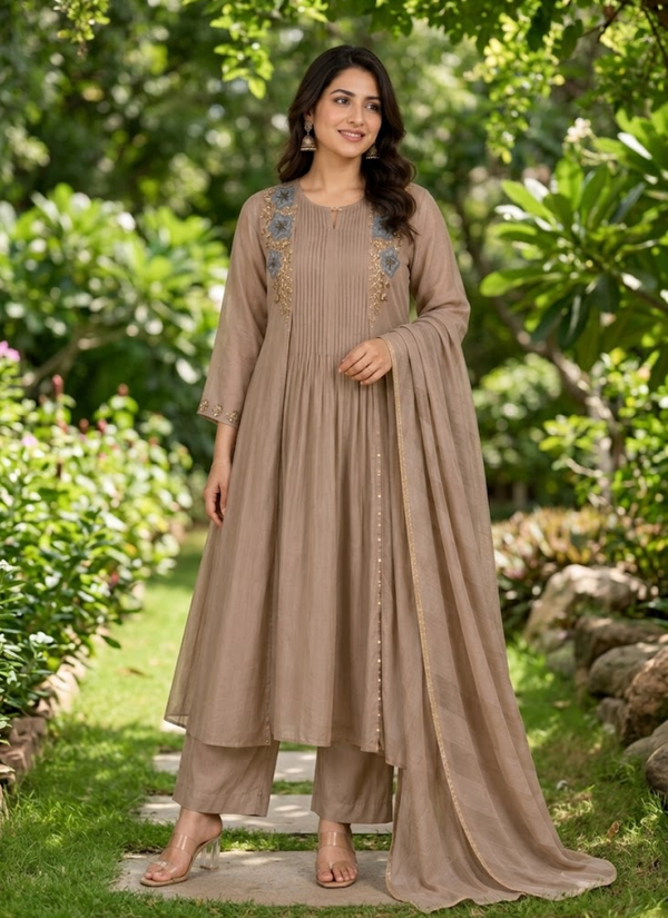 Pure Mul Chanderi Kurta Pant Dupatta Set