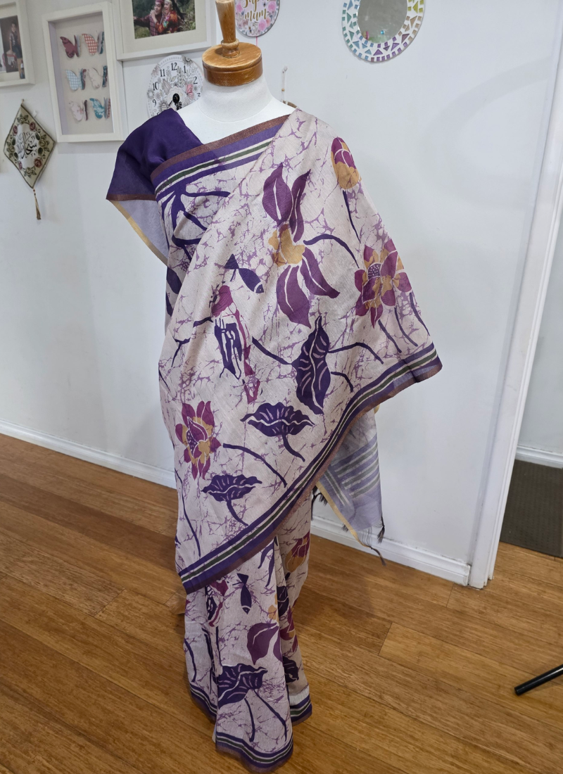 Dhanwari Silk Saree with Floral Print & Zari Border + Contrast Blouse