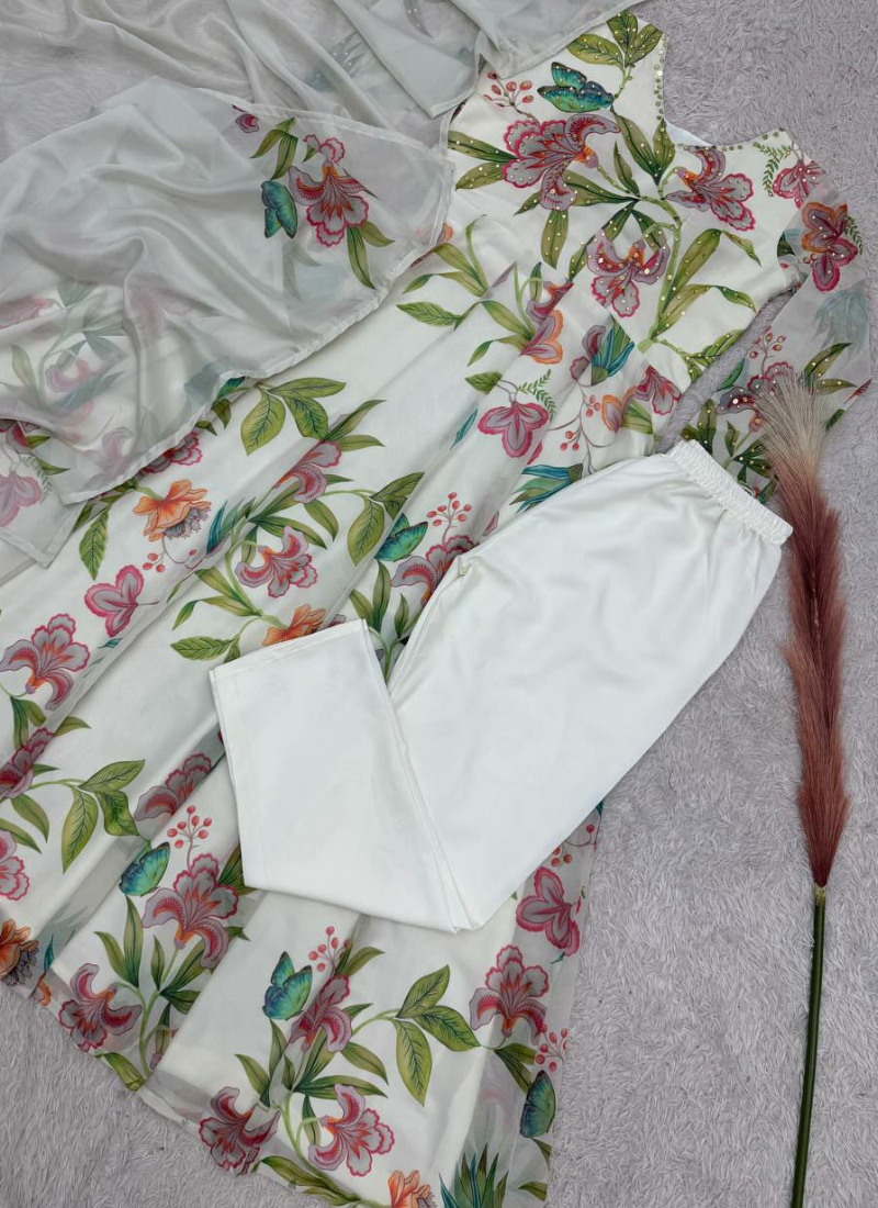 Heavy Georgette Gown Set with Mirror Work