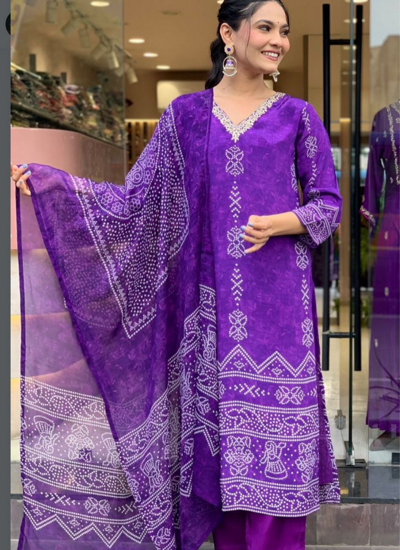 Pink French Crepe Kurta Set with Dupatta, Indian party wear salwar suit in Perth