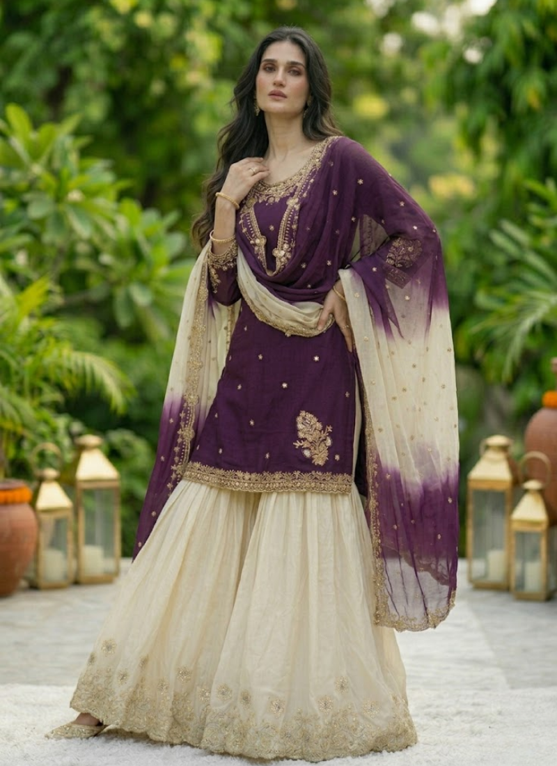 French Crepe Salwar Suit with Organza Dupatta - View 7