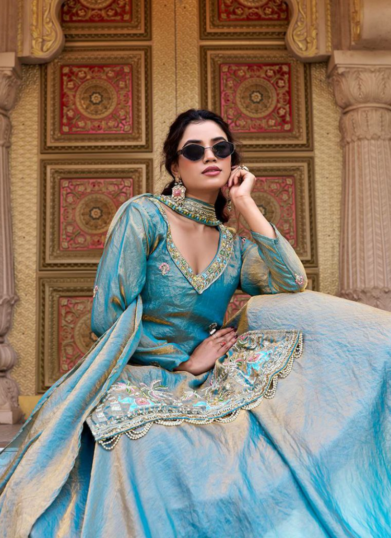 Fendy Kurti Lehenga Set with Embroidered Dupatta