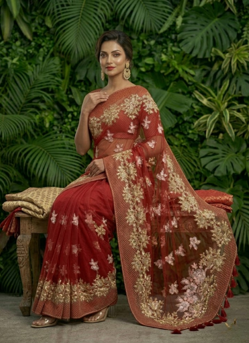 Pure Maslin Saree with Embroidery &amp; Matching Blouse Piece