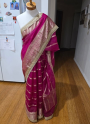 Magenta Banarasi Organza Saree with Blouse Piece 4