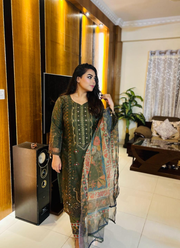 Dark Green Organza Salwar Suit with Pearl Work 7