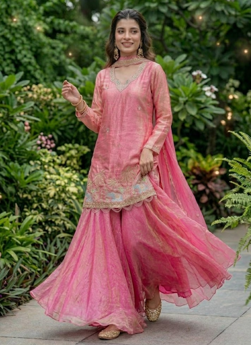 Fendy Kurti Lehenga Set with Embroidered Dupatta