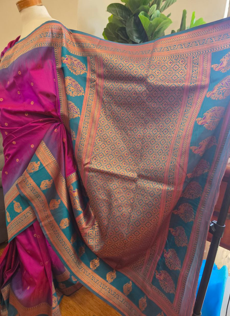 Semi Ikkat Kanchi Saree – Elegant Weave