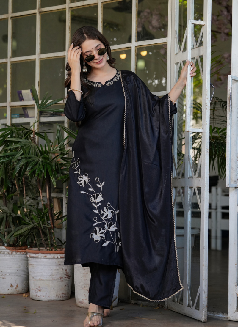 Black Rayon Kurta Set with Dupatta - View 8