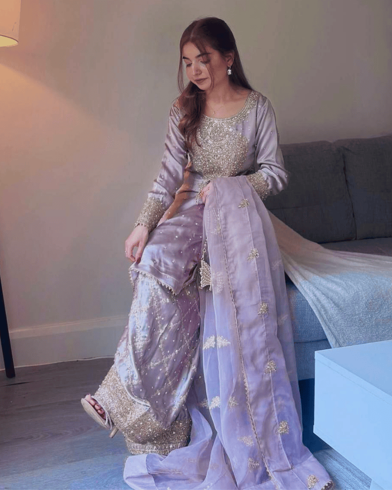 Embroidered Pure Crepe Silk Salwar Suit – Kurti with Organza Dupatta