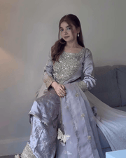 Embroidered Pure Crepe Silk Salwar Suit – Kurti with Organza Dupatta 3
