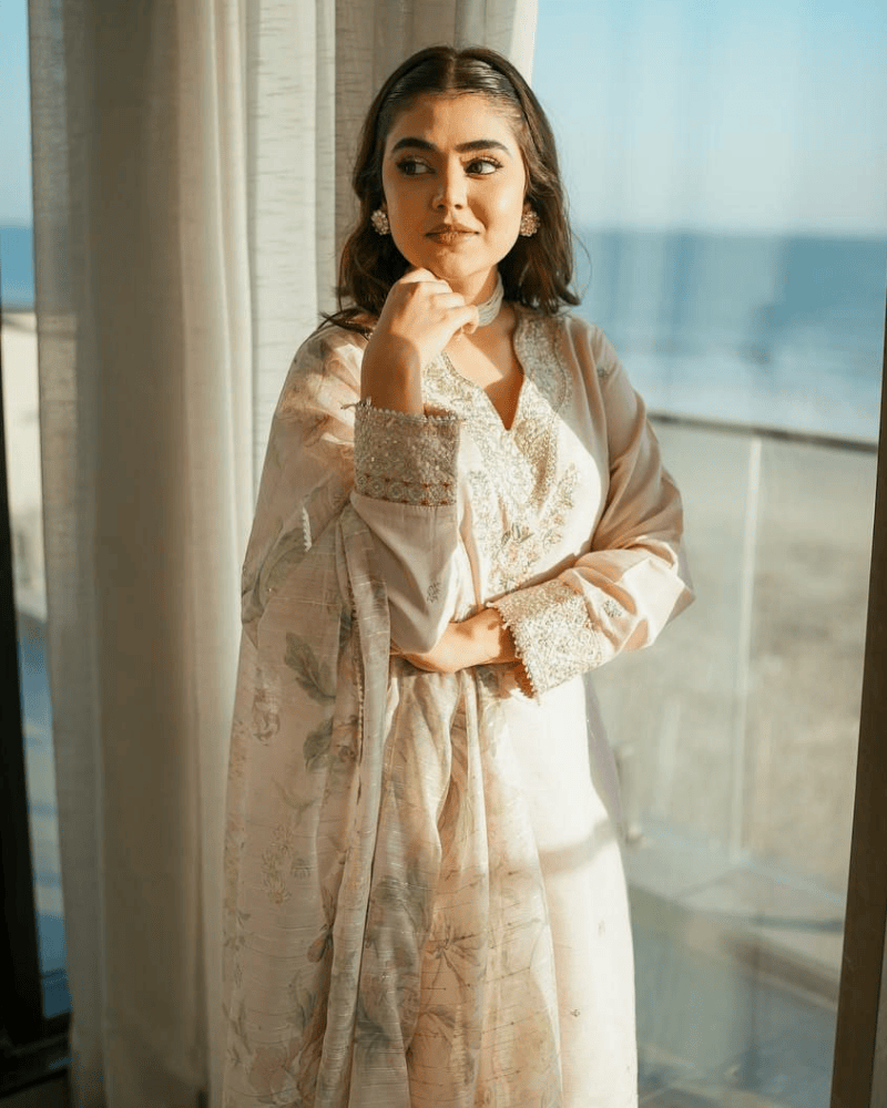 Farshi Salwar Suit – Embroidered Crepe Set with Chinon Silk Dupatta