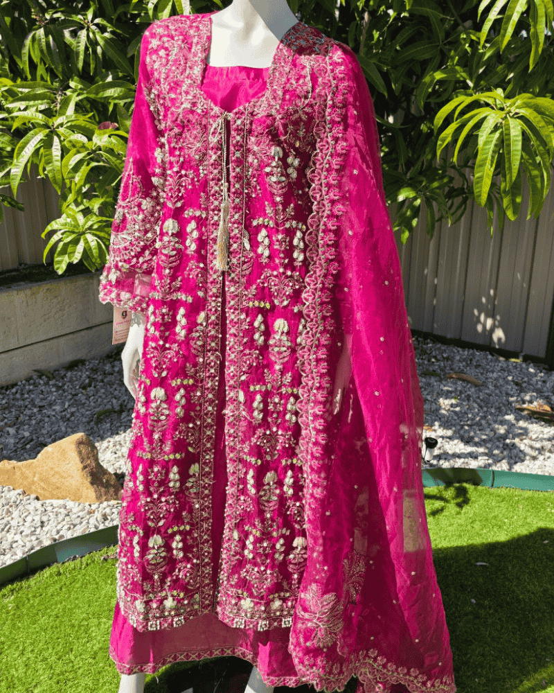 Dark Magenta Pakistani Gown – Embroidered Organza Dupatta