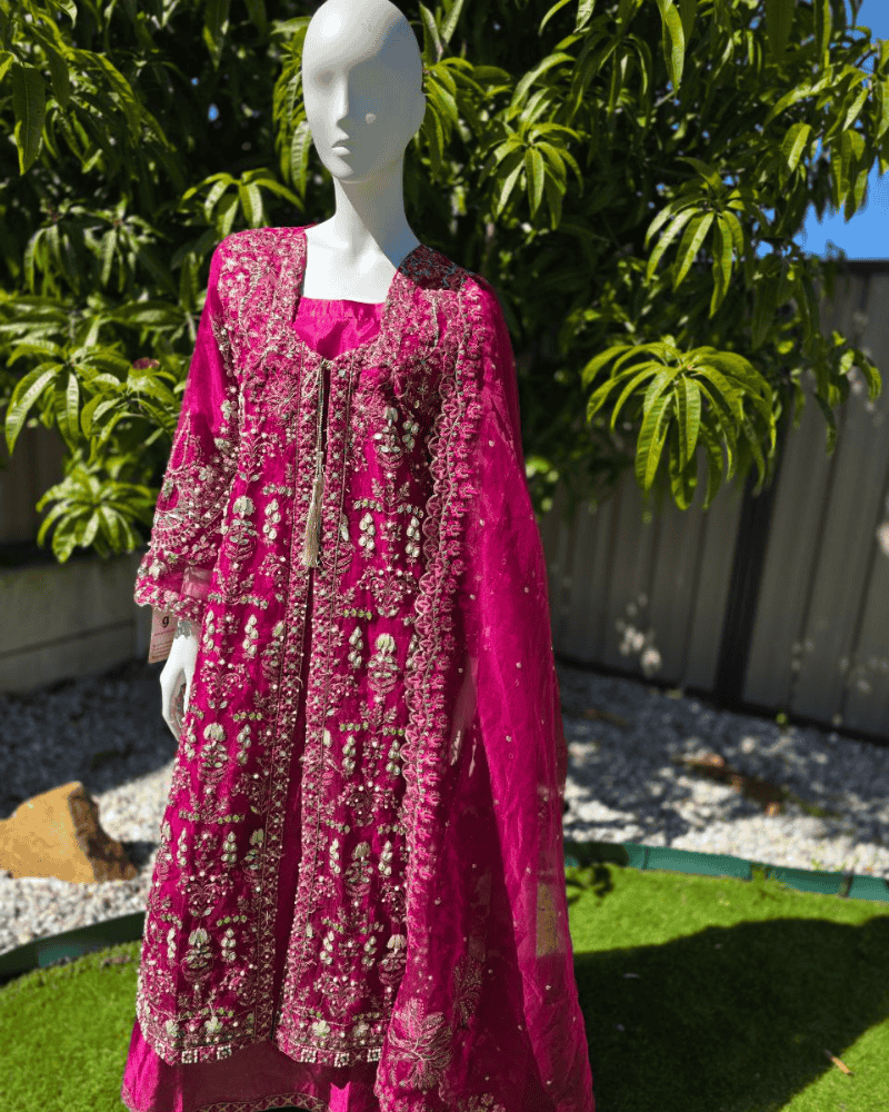 Dark Magenta Pakistani Gown – Embroidered Organza Dupatta
