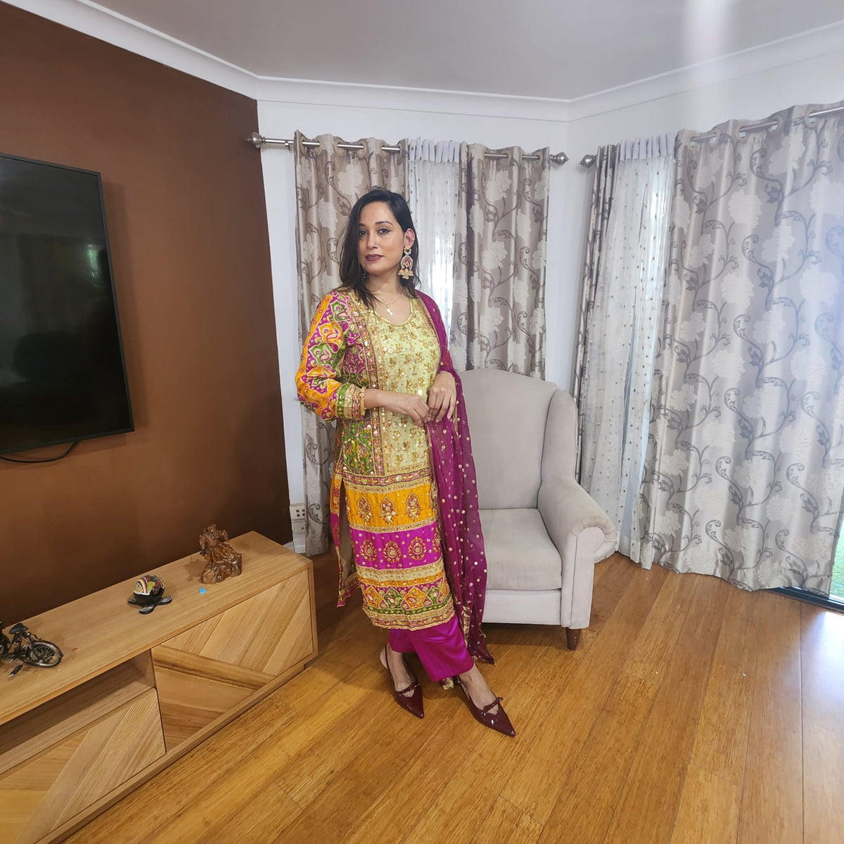 Pakistani Chinnon Multicolor Salwar Suit