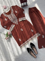 Diwali Slub Rayon Kurti Bell Bottom Set – Paisley Thread Work with Fringe Lace in Maroon & Rust 10