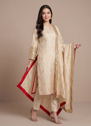 Diwali Cream Banarasi Silk Kurti Set – A-Line Kurti with Pant & Gold Border Dupatta 4