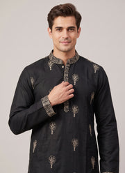 Diwali Embroidered Cotton Kurta for Men – Palace Skyline Hem Embroidery with Optional White Pyjama 3