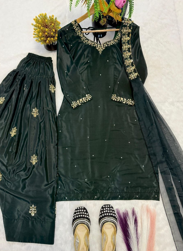 Heavy Crepe Silk Farshi Salwar Suit with Diamond Embroidery