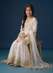 White Gharara Suit for Girls – Fendi Silk Kurti, Gharara & Lace Dupatta 4